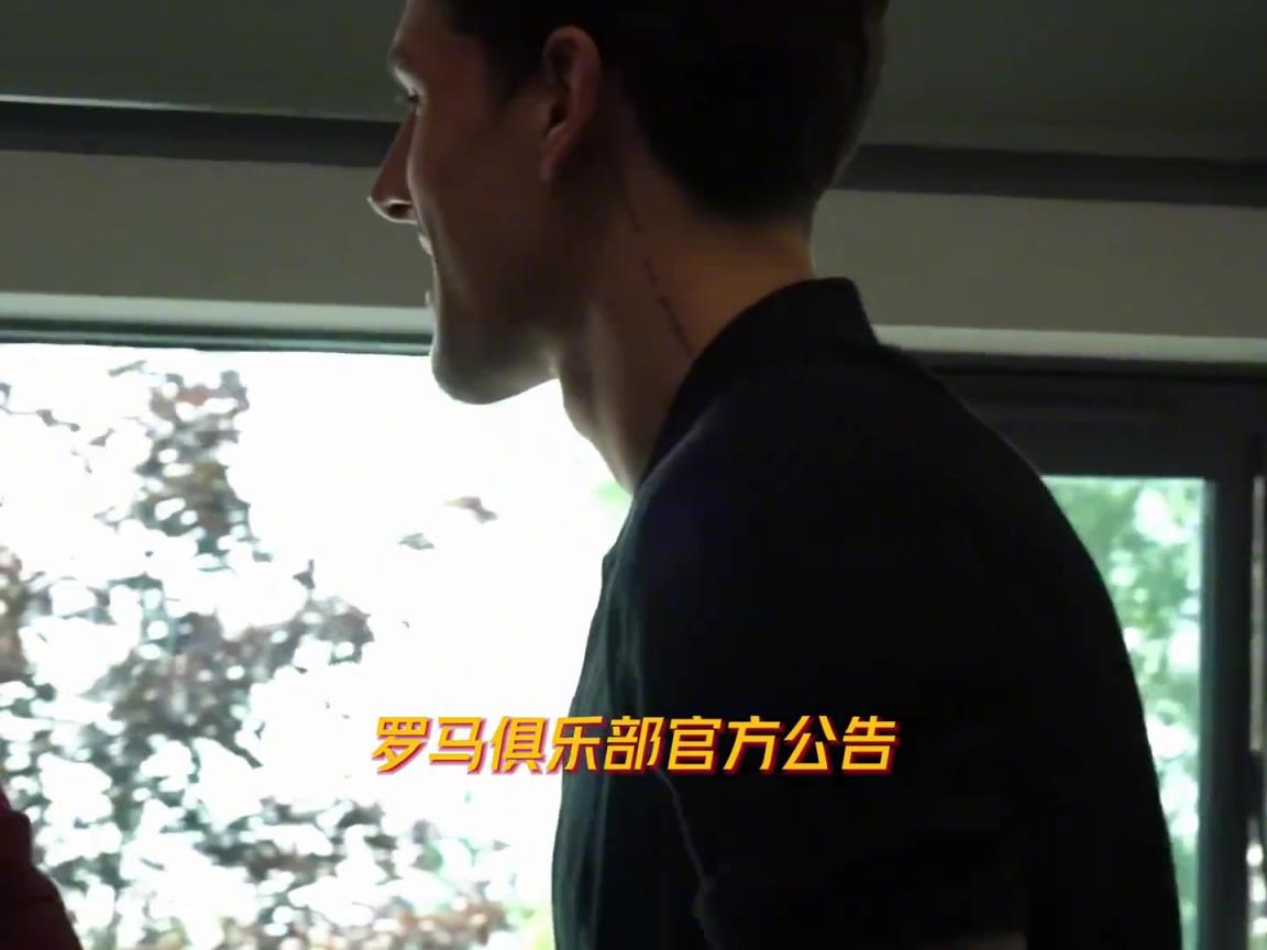 意大利拳王！扎尼奥洛赛后冲击更衣室撒尿，还殴打小朋友